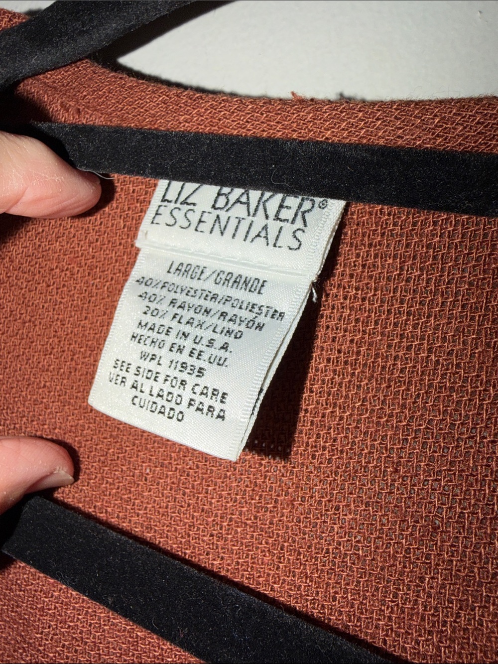 Liz Baker Rust Button-Front V-Neck Top - Picture 2 of 8